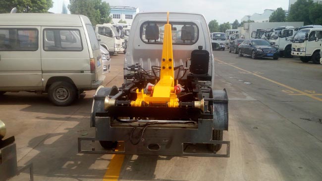 開瑞3方勾臂式垃圾車-2-3方勾臂式垃圾車 開瑞3方勾臂式垃圾車-2-3方勾臂式垃圾車