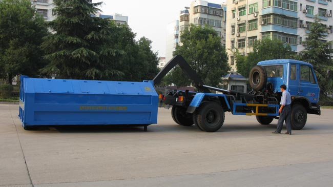 10方東風145勾臂式垃圾車-10方勾臂式垃圾車 10方東風145勾臂式垃圾車-10方勾臂式垃圾車