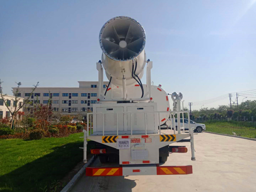 東風15-18噸抑塵車-15立方霧炮車 東風15-18噸抑塵車-15立方霧炮車