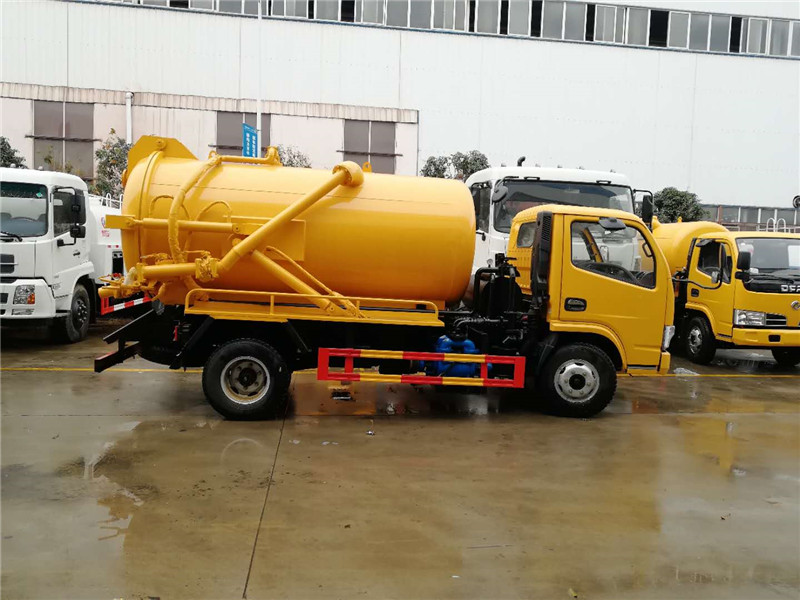 東風(fēng)國(guó)六3-5方吸污車-2-3噸吸污車 東風(fēng)國(guó)六3-5方吸污車-2-3噸吸污車