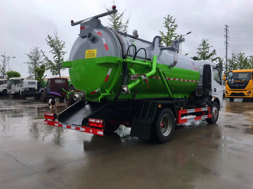 8方吸污車-8立方吸污車廠家價格報價-程力吸污車生產廠家 8方吸污車-8立方吸污車廠家價格報價-程力吸污車生產廠家