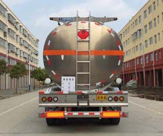 程力威牌CLW9407GYYLV型鋁合金運(yùn)油半掛車 程力威牌CLW9407GYYLV型鋁合金運(yùn)油半掛車