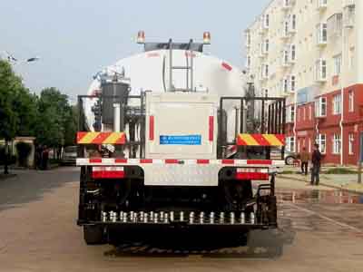 程力威牌CLW5181GLQ6型瀝青灑布車 程力威牌CLW5181GLQ6型瀝青灑布車