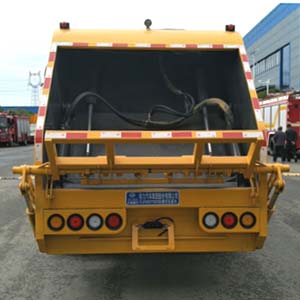 程力牌CL5120ZYSD6型壓縮式垃圾車 程力牌CL5120ZYSD6型壓縮式垃圾車