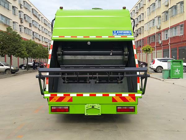 程力威牌CLW5181ZYS6型壓縮式垃圾車 程力威牌CLW5181ZYS6型壓縮式垃圾車