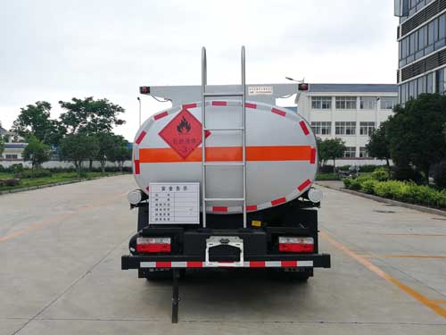 楚勝牌CSC5125GJY6A型加油車 楚勝牌CSC5125GJY6A型加油車