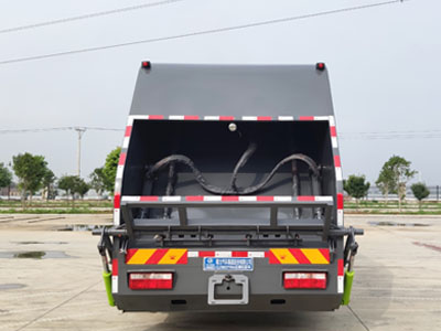 程力牌CL5180ZYSE6型壓縮式垃圾車 程力牌CL5180ZYSE6型壓縮式垃圾車