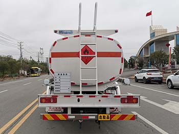 程力牌CL5180GJYD6型飛機(jī)加油車(chē) 程力牌CL5180GJYD6型飛機(jī)加油車(chē)