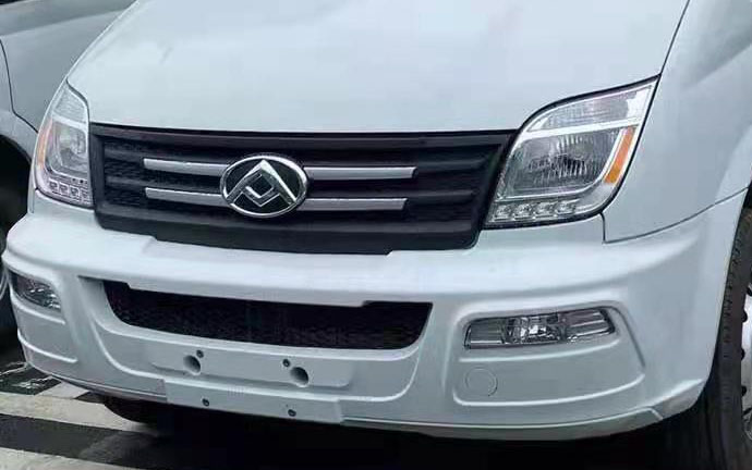程力牌CL5040XJHYS6型救護(hù)車 程力牌CL5040XJHYS6型救護(hù)車