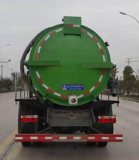 程力威牌CLW5120GXW6CF型吸污車 程力威牌CLW5120GXW6CF型吸污車