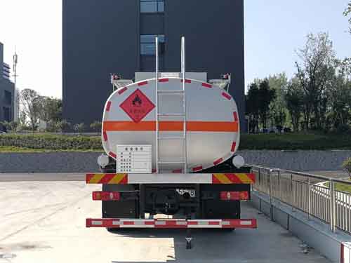 楚勝牌CSC5262GYYD6型運油車 楚勝牌CSC5262GYYD6型運油車