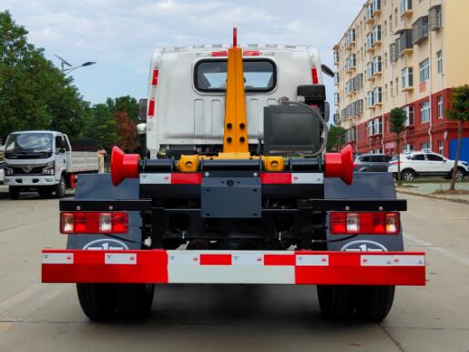 程力威牌CLW5047ZXXC6型車廂可卸式垃圾車 程力威牌CLW5047ZXXC6型車廂可卸式垃圾車