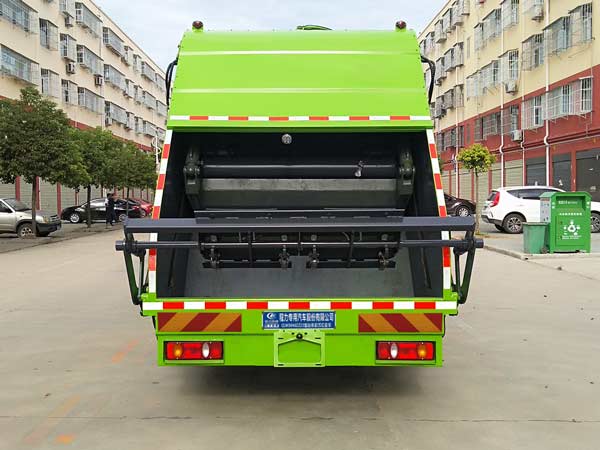 程力威牌CLW5183ZYSD6型壓縮式垃圾車 程力威牌CLW5183ZYSD6型壓縮式垃圾車