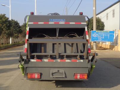 程力威牌CLW5046ZYS6CD型壓縮式垃圾車 程力威牌CLW5046ZYS6CD型壓縮式垃圾車
