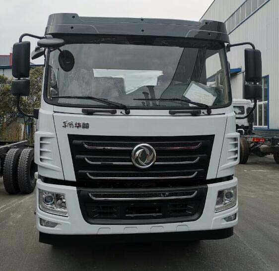 豐霸牌STD5250GPSQ6型綠化噴灑車 豐霸牌STD5250GPSQ6型綠化噴灑車