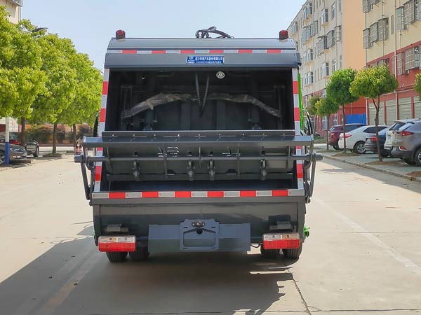 程力威牌CLW5091ZYS6型壓縮式垃圾車 程力威牌CLW5091ZYS6型壓縮式垃圾車