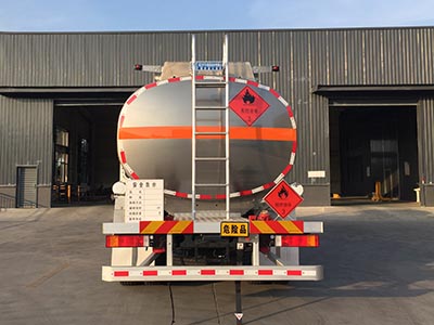 程力牌CL5262GYYLD6型鋁合金運油車 程力牌CL5262GYYLD6型鋁合金運油車