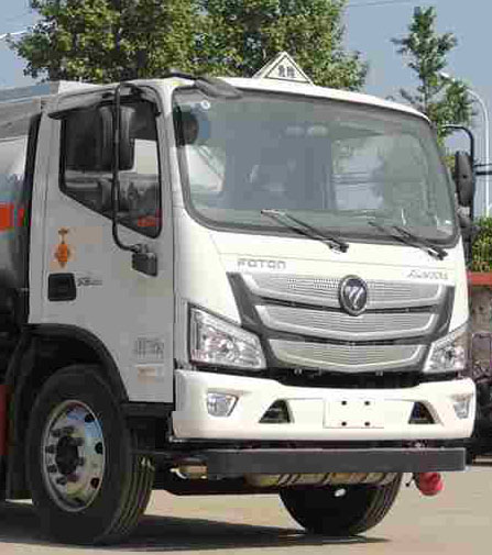 程力牌CL5120GYYB6型運(yùn)油車 程力牌CL5120GYYB6型運(yùn)油車