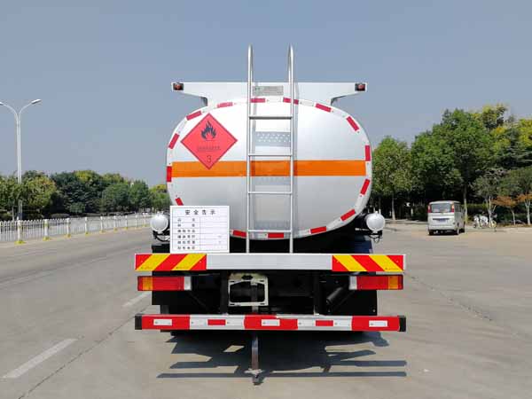 楚勝牌CSC5188GYYEZ6A型運油車 楚勝牌CSC5188GYYEZ6A型運油車