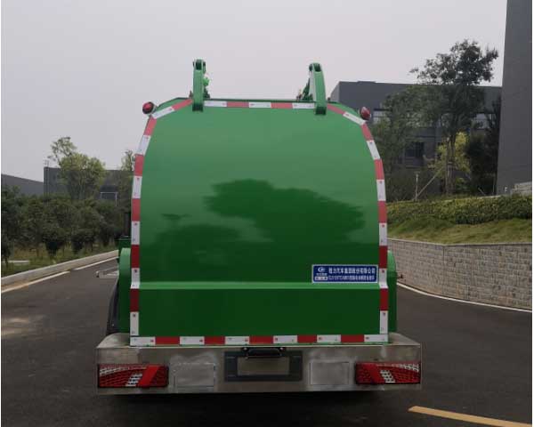 程力牌CL5120TCABEV型純電動餐廚垃圾車 程力牌CL5120TCABEV型純電動餐廚垃圾車