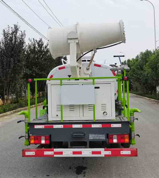 浩天星運(yùn)牌HTX5078GPSR6型綠化噴灑車 浩天星運(yùn)牌HTX5078GPSR6型綠化噴灑車