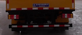 程力威牌CLW5040TFZ6HL型防撞緩沖車(chē) 程力威牌CLW5040TFZ6HL型防撞緩沖車(chē)