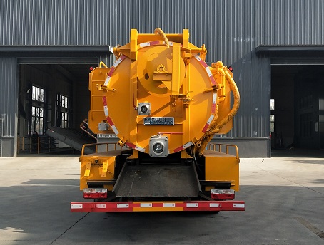 程力威牌CLW5120GQW6XC型清洗吸污車 程力威牌CLW5120GQW6XC型清洗吸污車