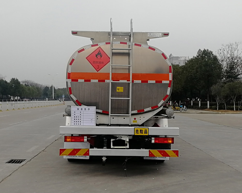 楚勝牌CSC5262GYYLS6A型鋁合金運油車 楚勝牌CSC5262GYYLS6A型鋁合金運油車