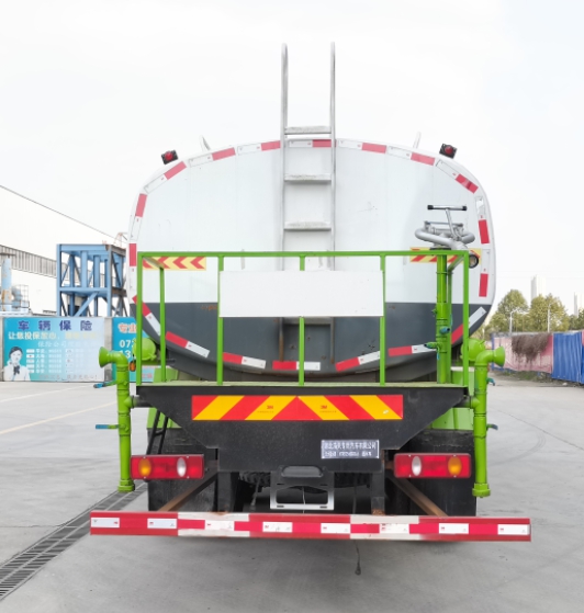 浩天星運(yùn)牌HTX5256GSSL6型灑水車 浩天星運(yùn)牌HTX5256GSSL6型灑水車