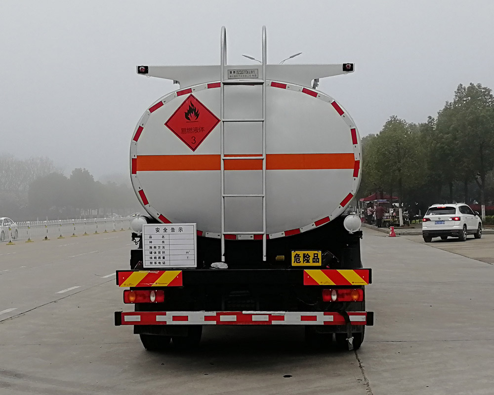 楚勝牌CSC5262GYYD6A型運油車 楚勝牌CSC5262GYYD6A型運油車