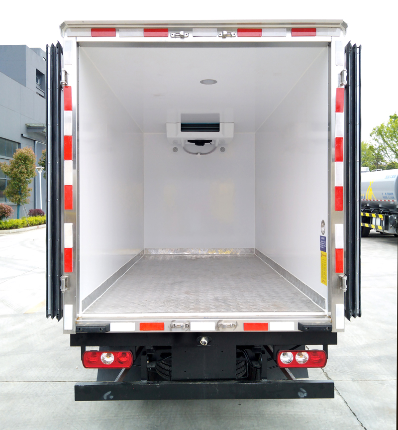 程力威牌CLW5040XLCSH6型冷藏車 程力威牌CLW5040XLCSH6型冷藏車