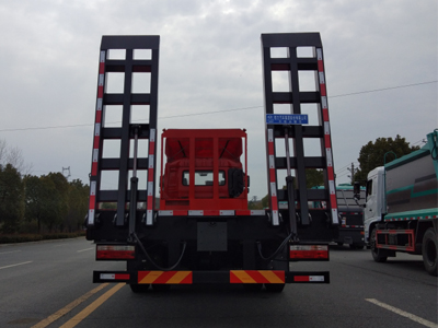 程力牌CL5311TPB6TX型平板運輸車 程力牌CL5311TPB6TX型平板運輸車