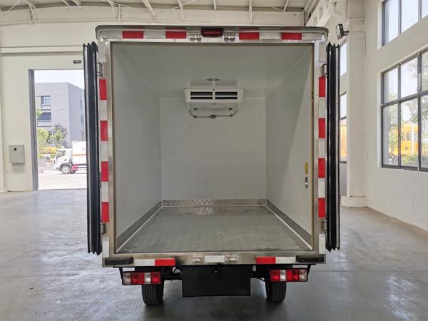 程力威牌CLW5022XLCSDP型冷藏車 程力威牌CLW5022XLCSDP型冷藏車