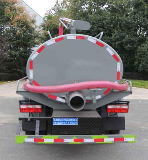 縱昂牌CLT5070GXEEQ6型吸糞車 縱昂牌CLT5070GXEEQ6型吸糞車