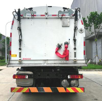 福田牌BJ5184TSLE6-H1型掃路車 福田牌BJ5184TSLE6-H1型掃路車