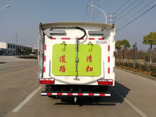 楚勝牌CSC5075TSL6型掃路車 楚勝牌CSC5075TSL6型掃路車