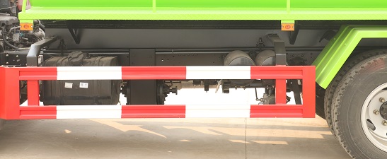 程力威牌CLW5120GXE6型吸糞車 程力威牌CLW5120GXE6型吸糞車