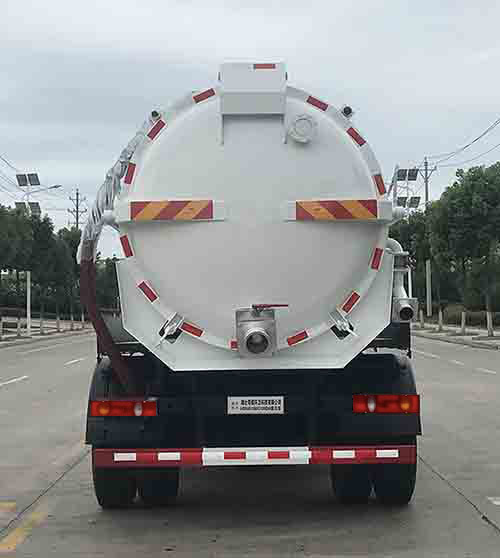 帝王環衛牌HDW5180GXWD6型吸污車 帝王環衛牌HDW5180GXWD6型吸污車