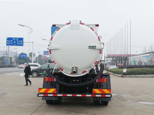 華威馳樂牌SGZ5180GXWDF6型吸污車 華威馳樂牌SGZ5180GXWDF6型吸污車