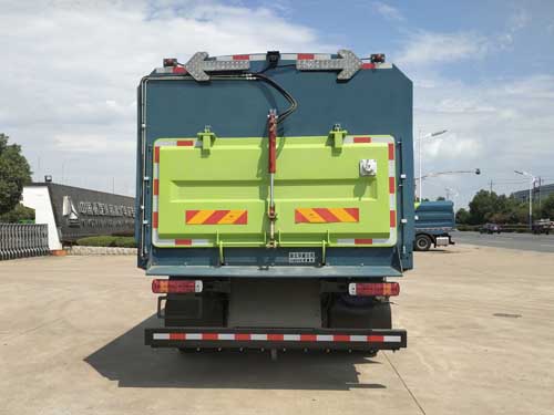 華威馳樂(lè)牌SGZ5189TSLZZ6T5型掃路車(chē) 華威馳樂(lè)牌SGZ5189TSLZZ6T5型掃路車(chē)