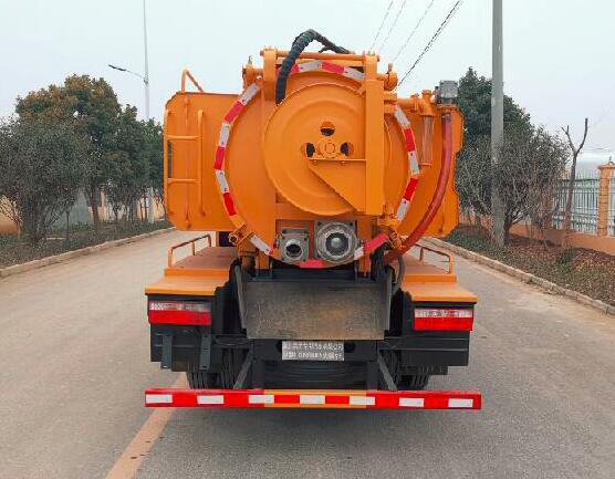 浩天星運(yùn)牌HTX5070GQWL6型清洗吸污車 浩天星運(yùn)牌HTX5070GQWL6型清洗吸污車