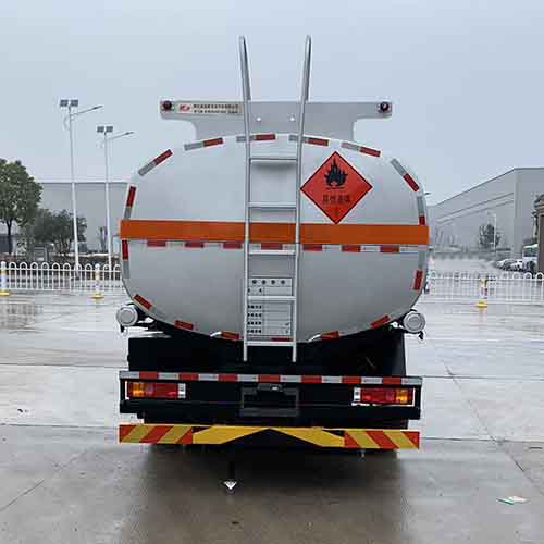 楚飛牌CLQ5262GYY6SX型運油車 楚飛牌CLQ5262GYY6SX型運油車
