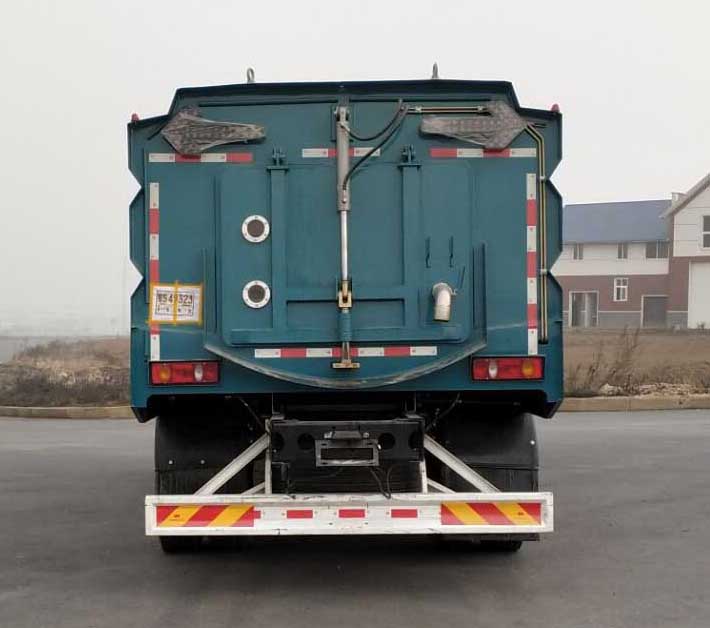 華通牌HCQ5180TXSEQBEV型純電動洗掃車 華通牌HCQ5180TXSEQBEV型純電動洗掃車