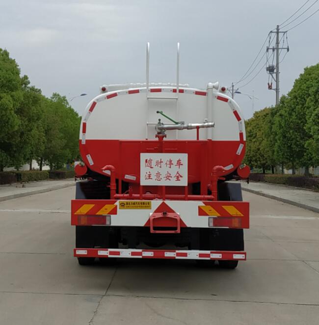 中汽力威牌HLW5310GPS6DF型綠化噴灑車(chē) 中汽力威牌HLW5310GPS6DF型綠化噴灑車(chē)