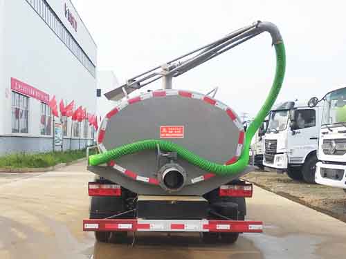 凱力風牌KLF5070GXEE6型吸糞車 凱力風牌KLF5070GXEE6型吸糞車