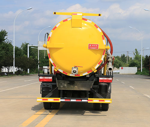 凱力風牌KLF5120GXWE6型吸污車 凱力風牌KLF5120GXWE6型吸污車