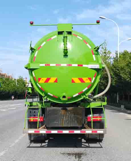 浩天星運(yùn)牌HTX5253GXWL6型吸污車 浩天星運(yùn)牌HTX5253GXWL6型吸污車