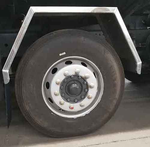楚飛牌CLQ5180GYY6A型鋁合金運油車 楚飛牌CLQ5180GYY6A型鋁合金運油車