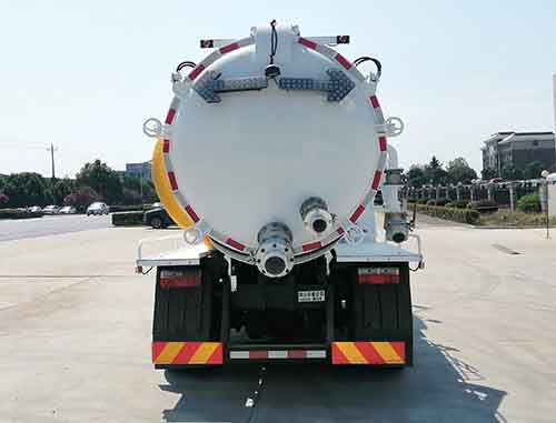 華威馳樂牌SGZ5140GXWEQ6型吸污車 華威馳樂牌SGZ5140GXWEQ6型吸污車