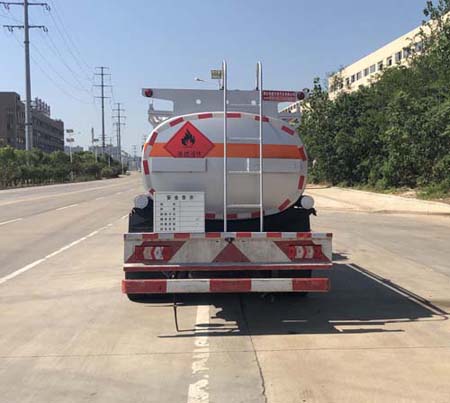 專威牌HTW5120GJYJHC6型加油車 專威牌HTW5120GJYJHC6型加油車